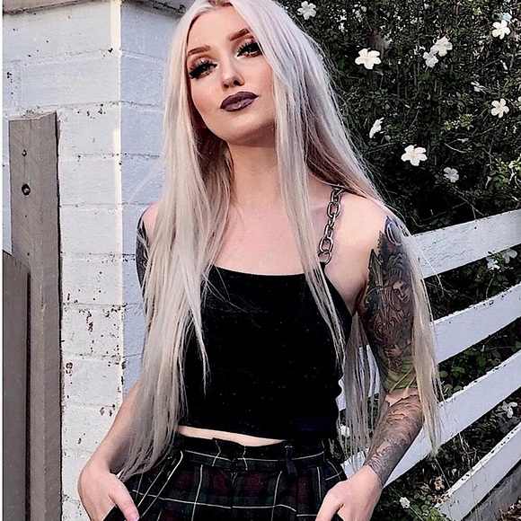 Black chain strap crop top ⛓ - Picture 1 of 12